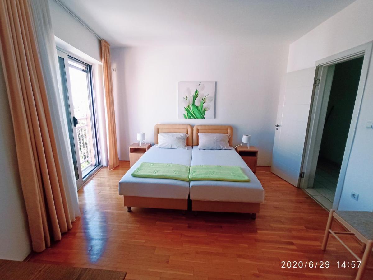Apartments Mitende Budva Exterior photo
