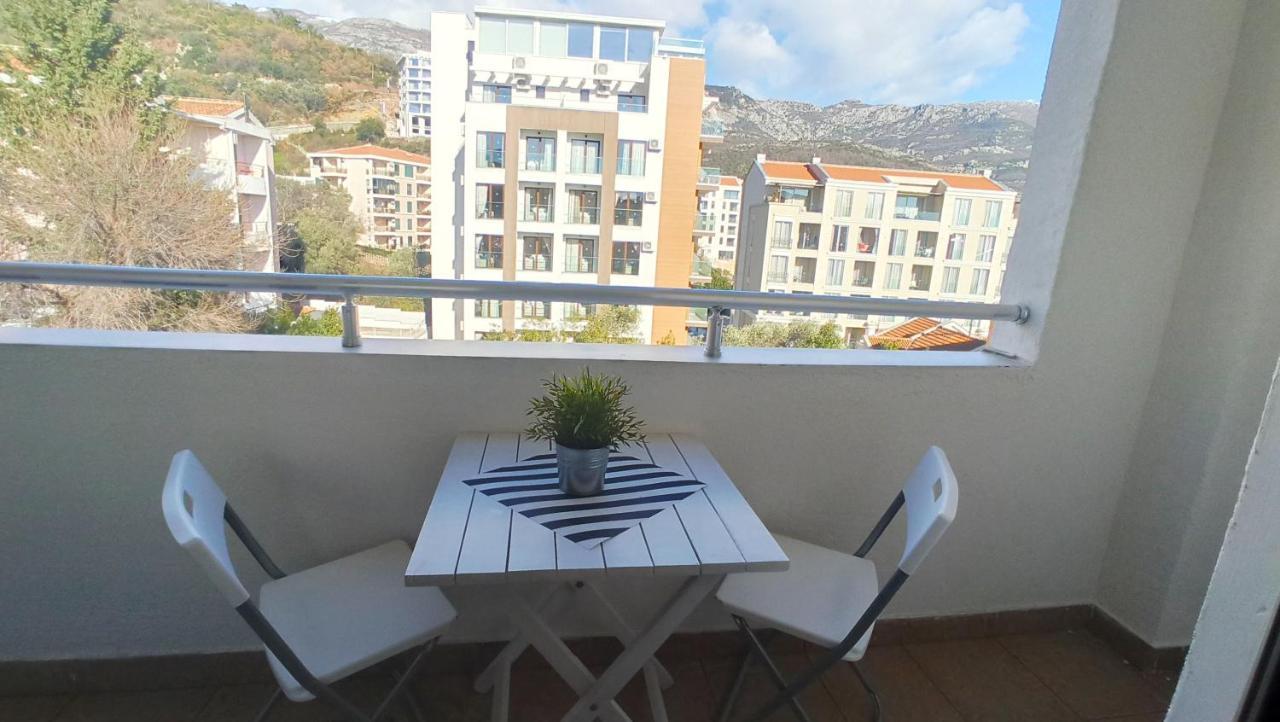 Apartments Mitende Budva Exterior photo