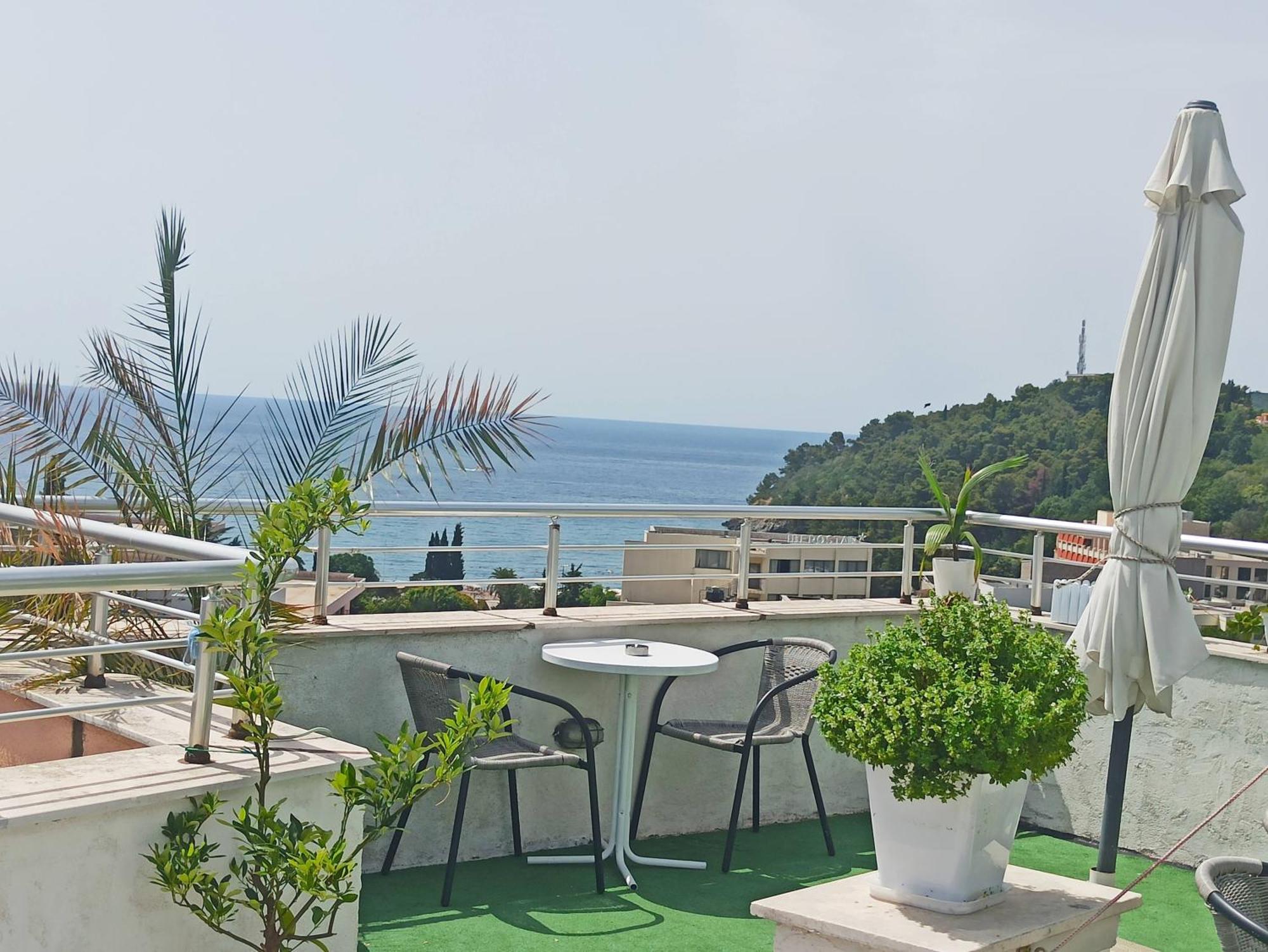 Apartments Mitende Budva Exterior photo