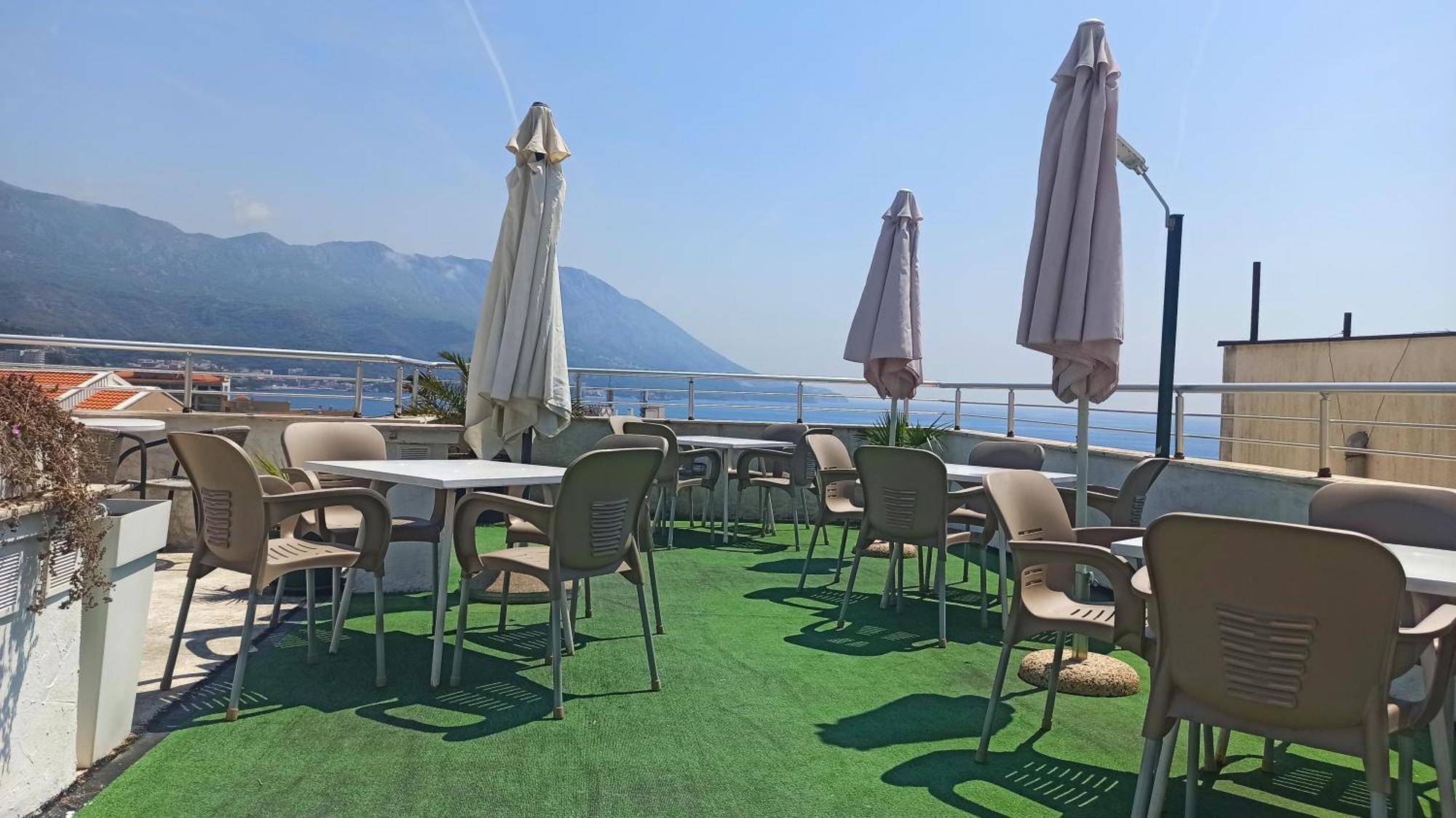 Apartments Mitende Budva Exterior photo