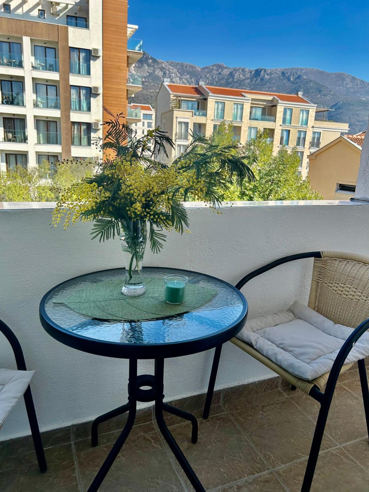 Apartments Mitende Budva Exterior photo