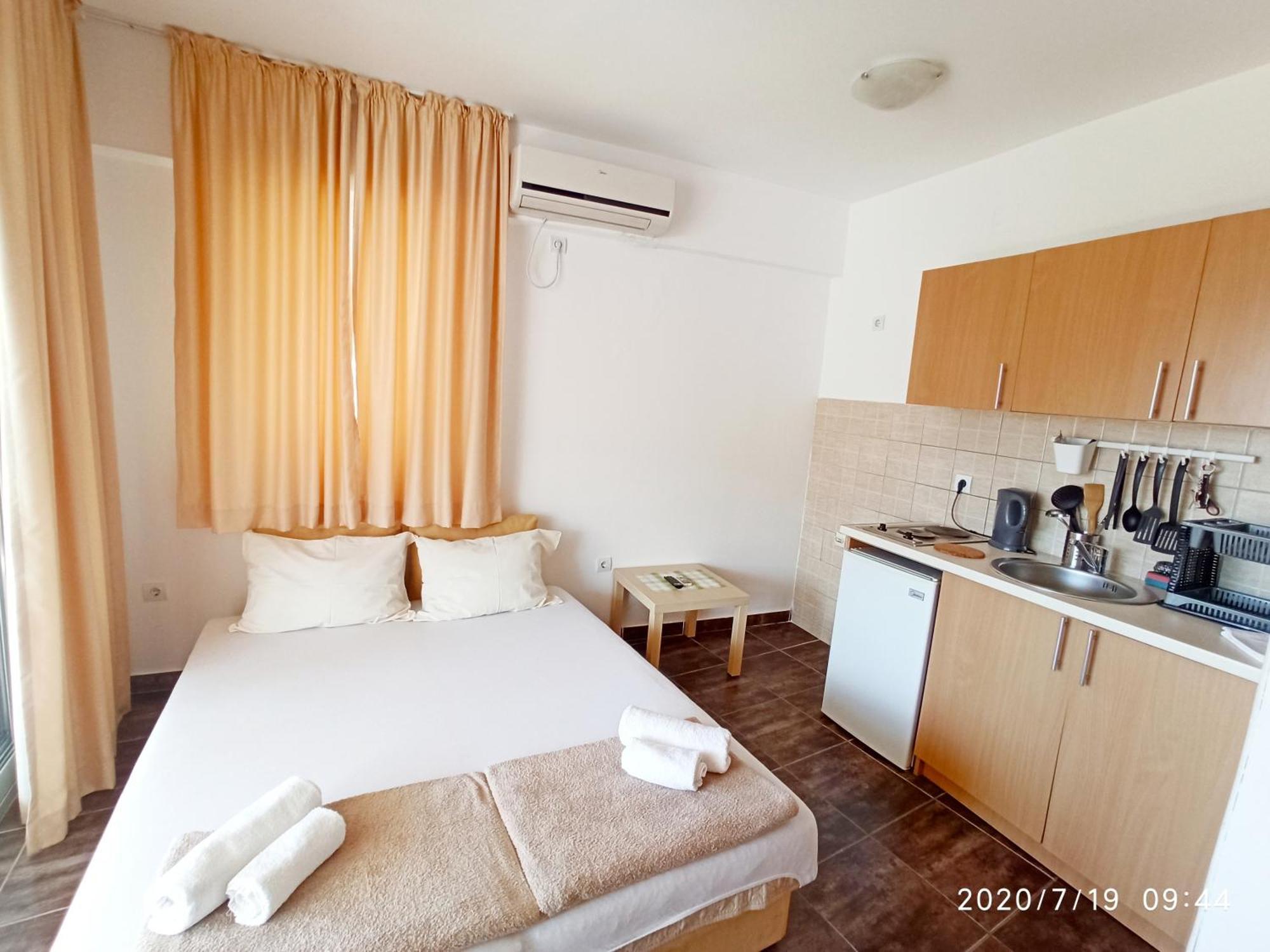 Apartments Mitende Budva Room photo