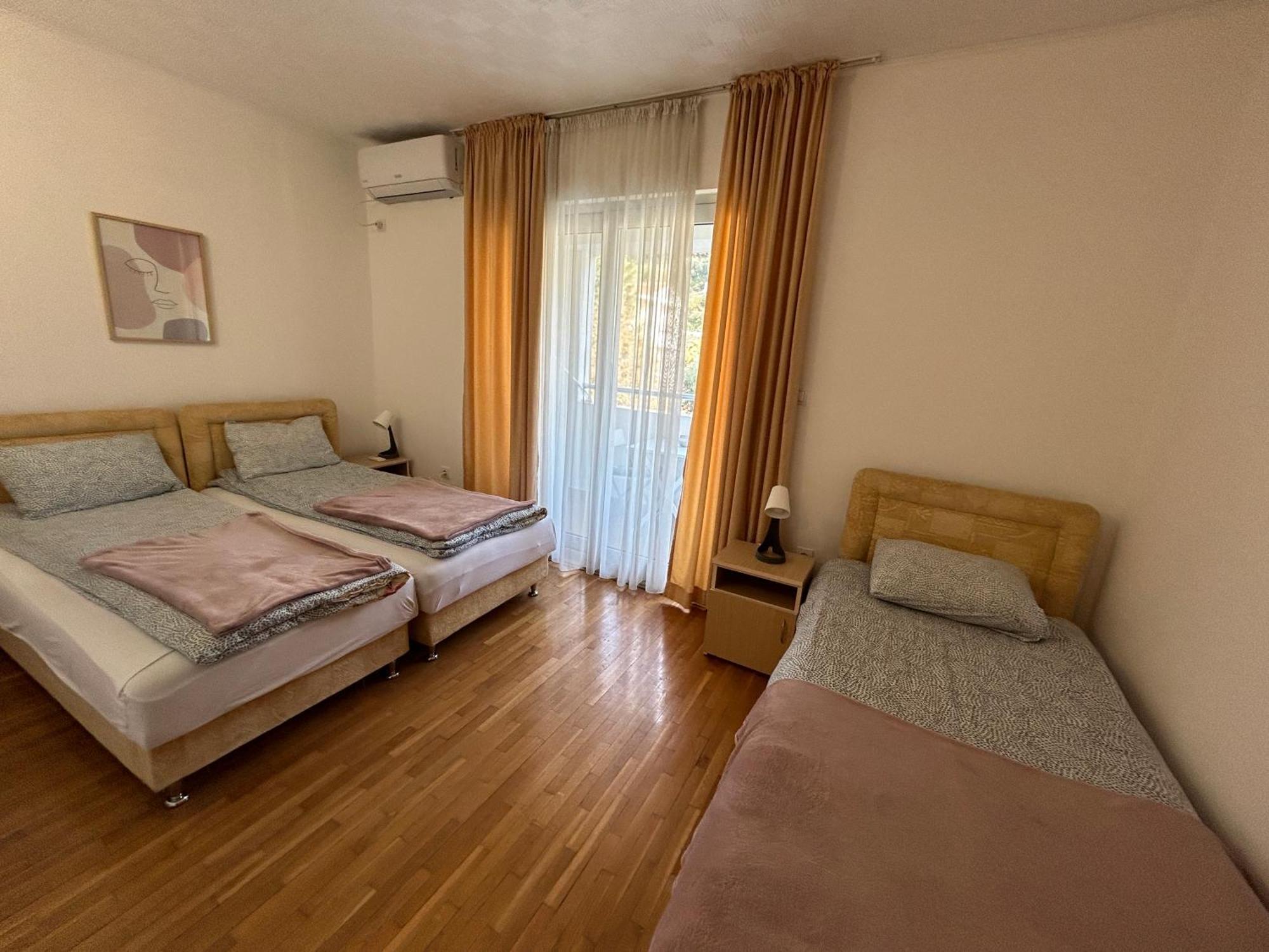 Apartments Mitende Budva Exterior photo